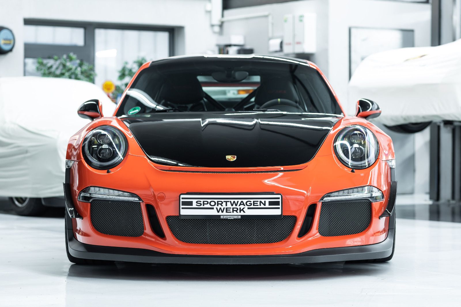 Fahrzeugabbildung Porsche 911 GT3 RS Clubsport I 6-Punkt-Gurte I BRD