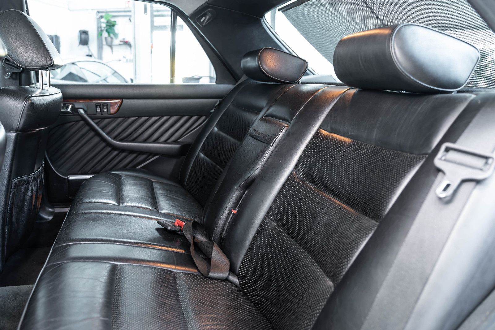 Fahrzeugabbildung Mercedes-Benz 500 SE I Lorinser I H-Zul I Doppel-Airbag I BRD