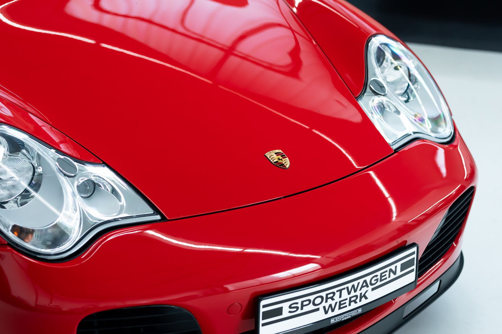 Fahrzeugabbildung Porsche 996 I 911 Turbo I Bose I Schiebedach I 1. Lack