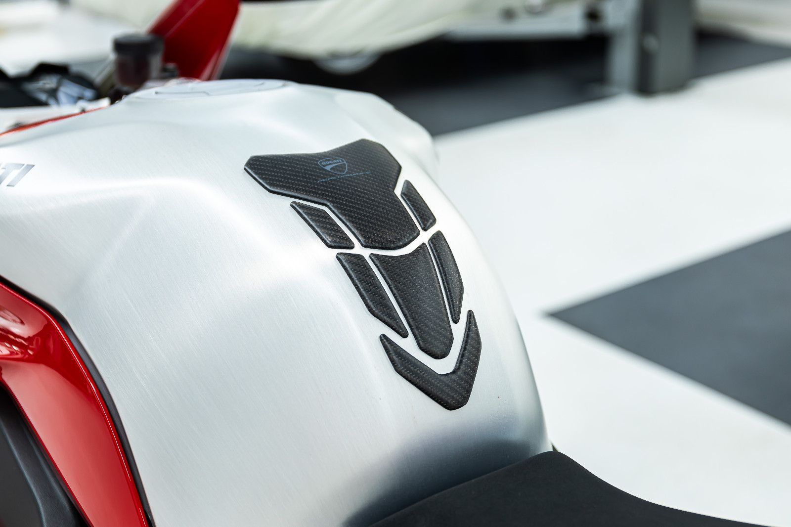 Fahrzeugabbildung Ducati Panigale V4 R I Approved I Carbon I Performance