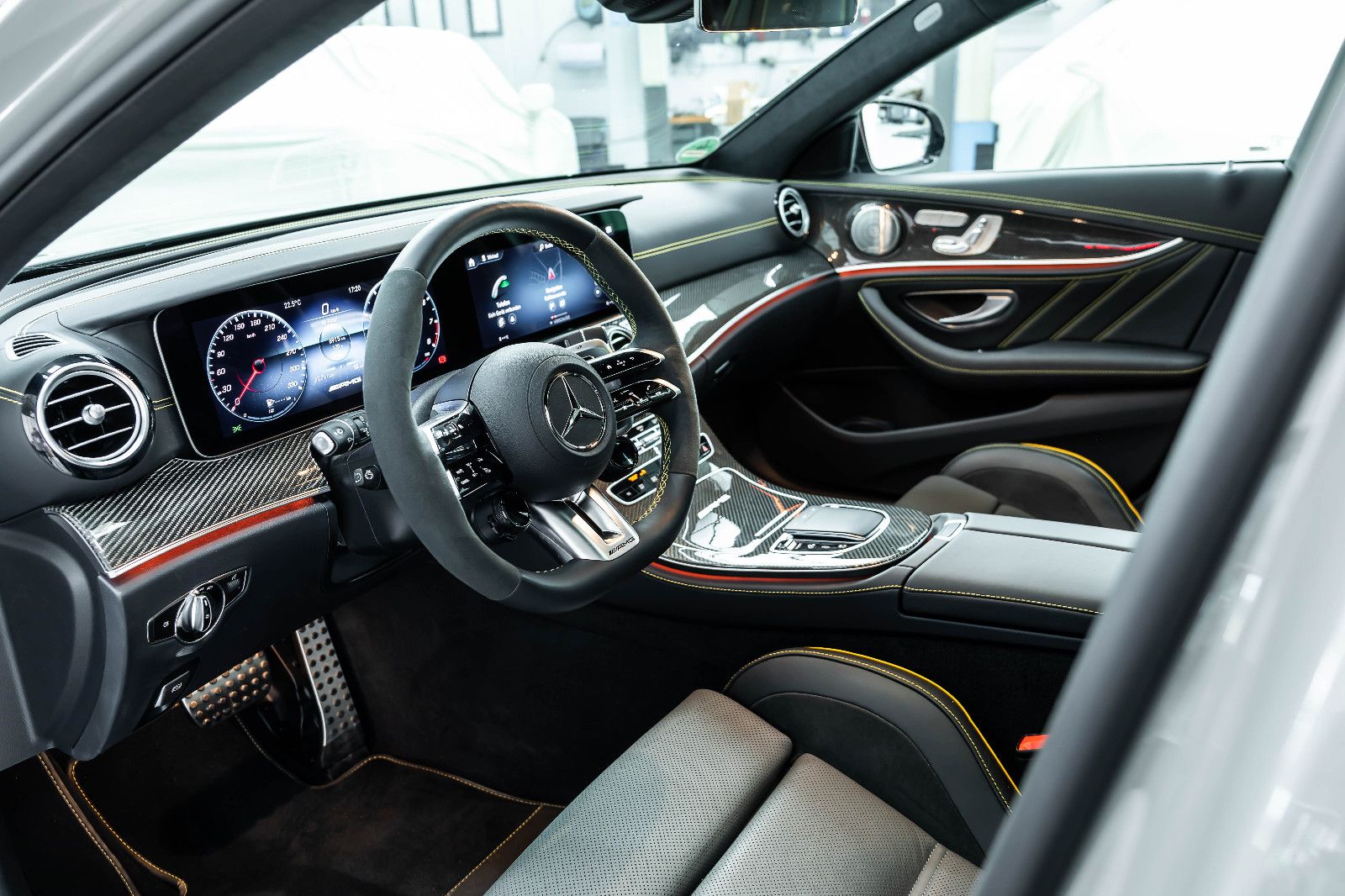 Fahrzeugabbildung Mercedes-Benz E63S AMG Final Edition I Multibeam I Burmester