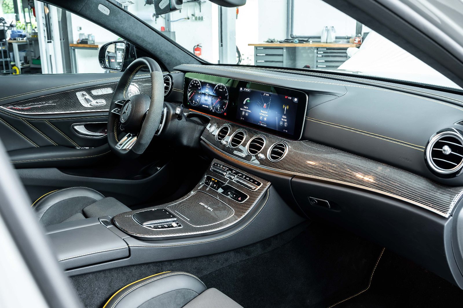 Fahrzeugabbildung Mercedes-Benz E63S AMG Final Edition I Multibeam I Burmester