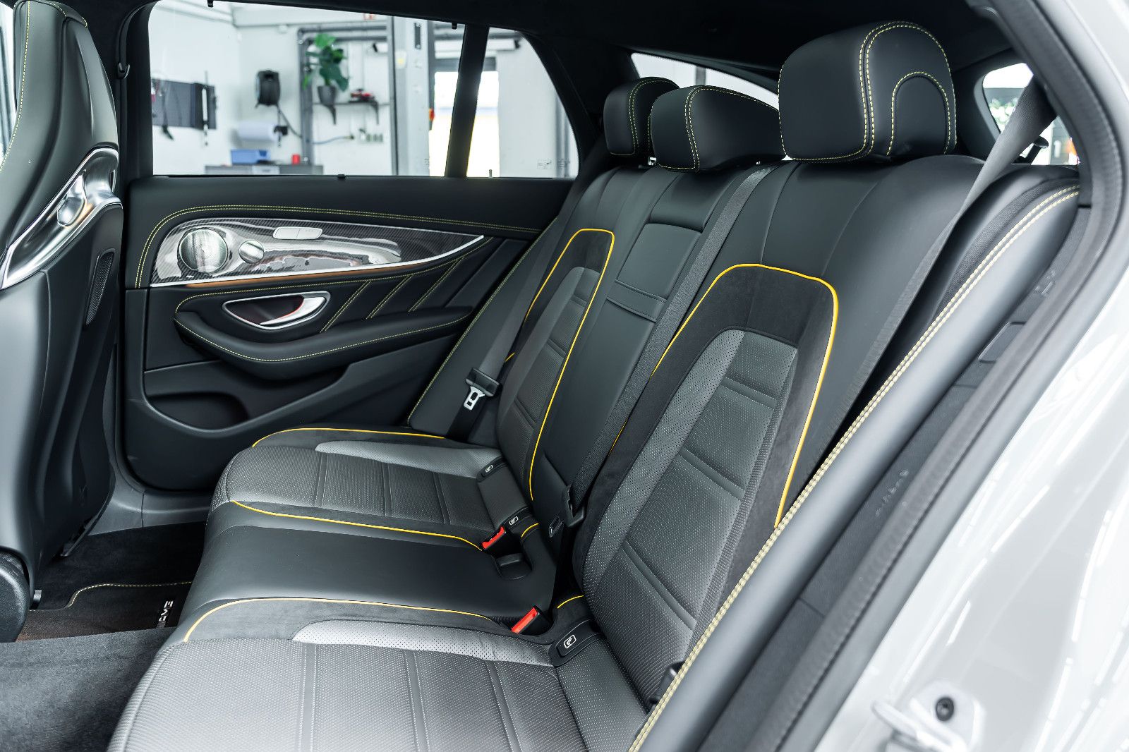 Fahrzeugabbildung Mercedes-Benz E63S AMG Final Edition I Multibeam I Burmester