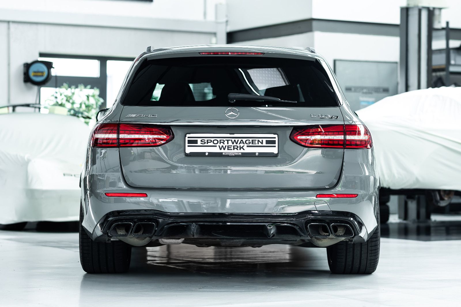 Fahrzeugabbildung Mercedes-Benz E63S AMG Final Edition I Multibeam I Burmester