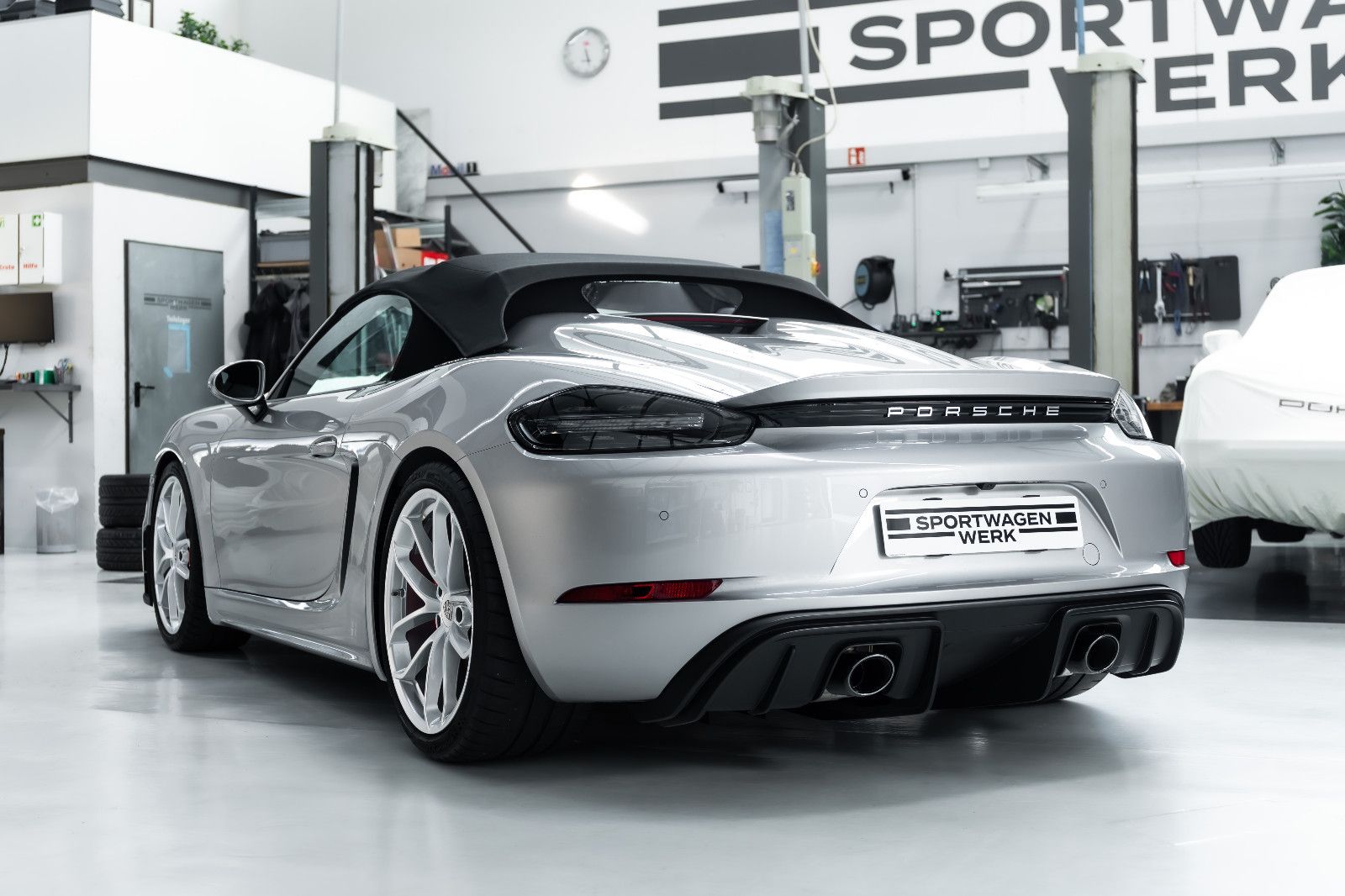 Fahrzeugabbildung Porsche 718 Boxster Spyder I 918 Carbon I Bose I 1. Hand