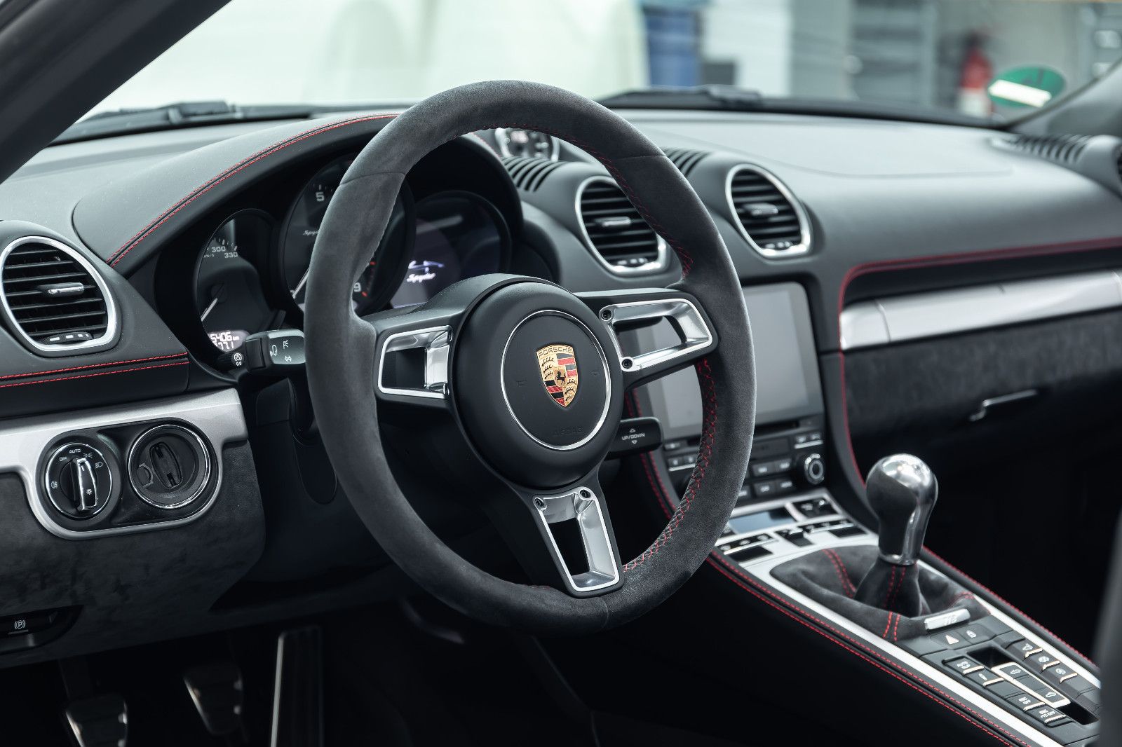 Fahrzeugabbildung Porsche 718 Boxster Spyder I 918 Carbon I Bose I 1. Hand