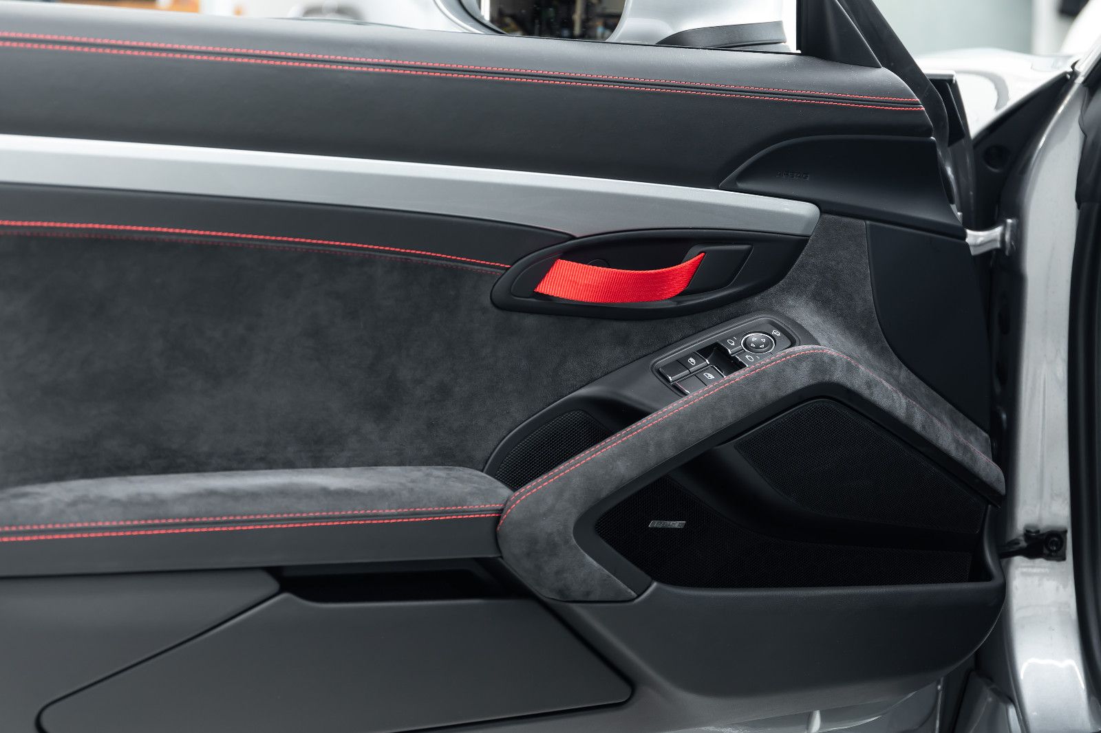 Fahrzeugabbildung Porsche 718 Boxster Spyder I 918 Carbon I Bose I 1. Hand