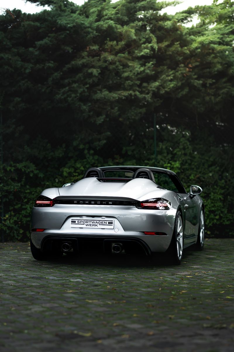 Fahrzeugabbildung Porsche 718 Boxster Spyder I 918 Carbon I Bose I 1. Hand