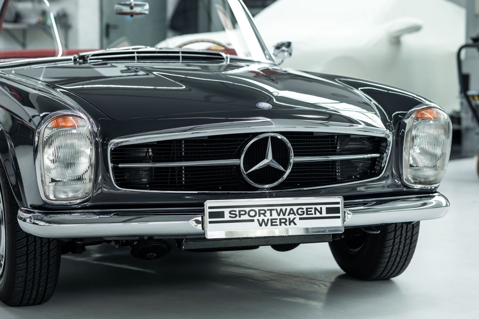 Fahrzeugabbildung Mercedes-Benz 230SL Pagode I Voll Restauriert I Becker Radio