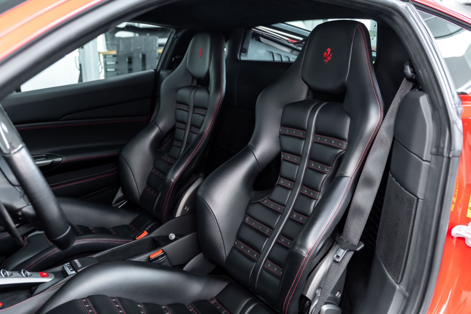 Fahrzeugabbildung Ferrari 488 GTB I Racing Seats I JBL I Carbon I Lift