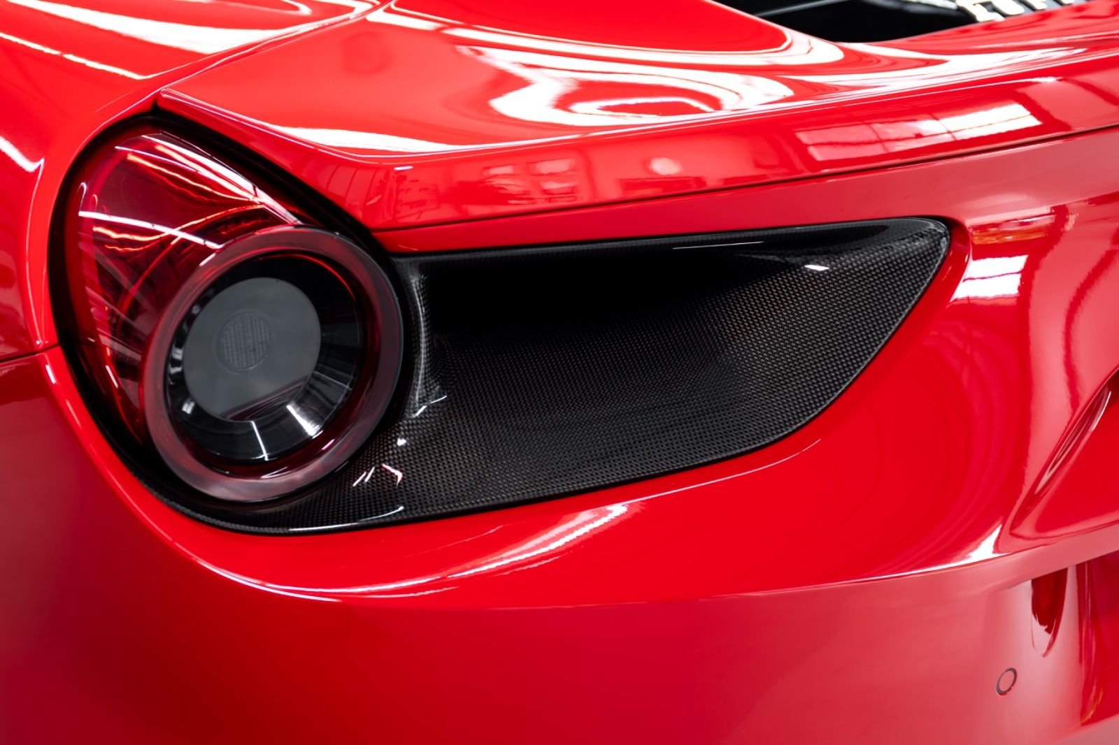 Fahrzeugabbildung Ferrari 488 GTB I Racing Seats I JBL I Carbon I Lift