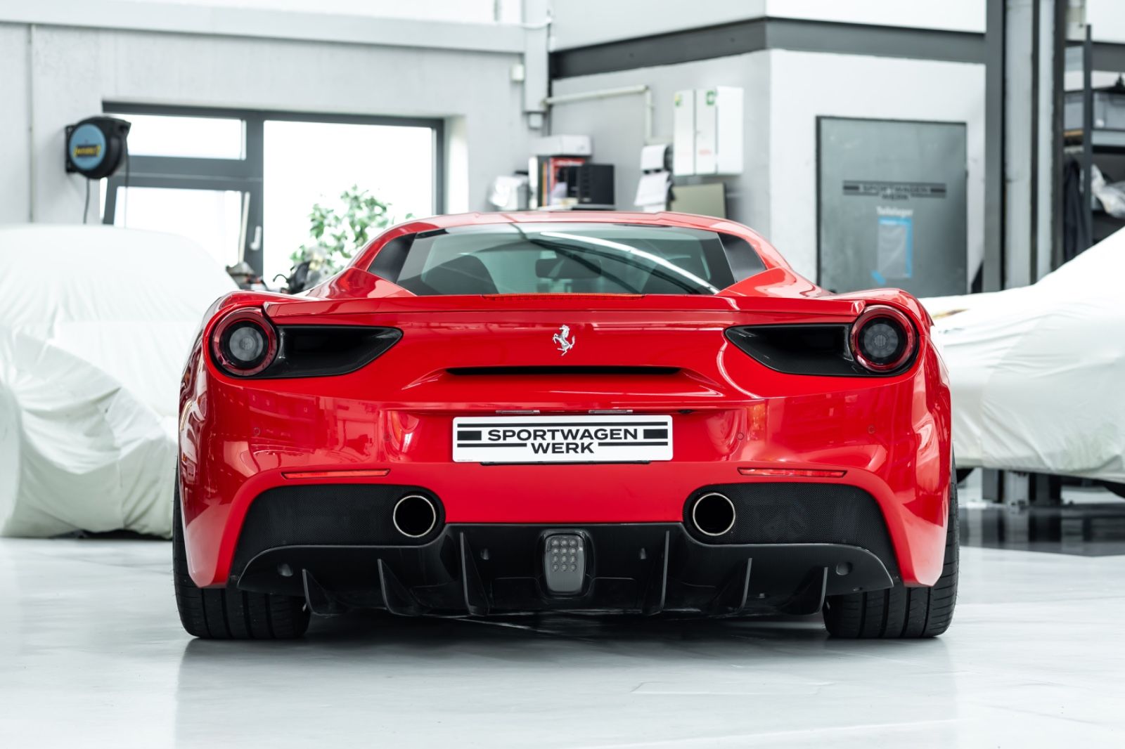 Fahrzeugabbildung Ferrari 488 GTB I Racing Seats I JBL I Carbon I Lift