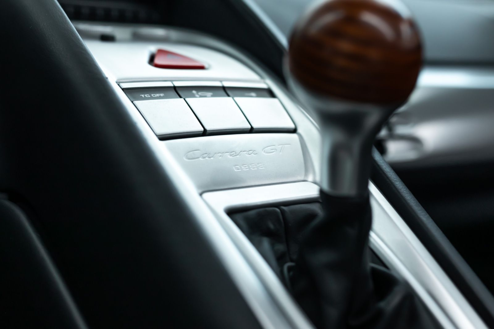 Fahrzeugabbildung Porsche Carrera GT I 5.000km I 1. Hand I Deutschland