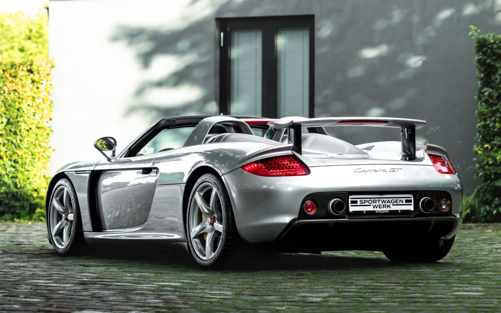 Fahrzeugabbildung Porsche Carrera GT I 5.000km I 1. Hand I Deutschland