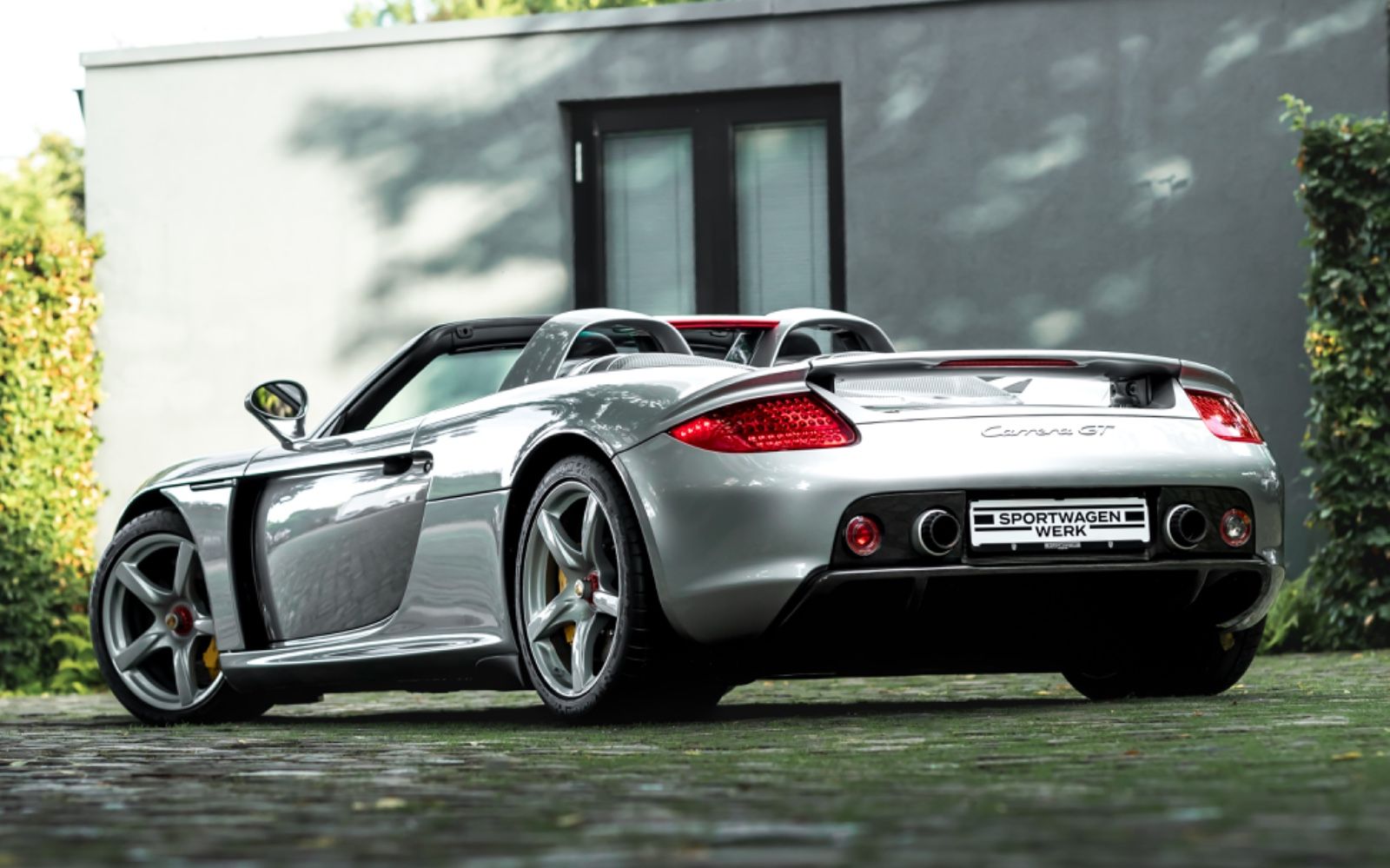 Fahrzeugabbildung Porsche Carrera GT I 5.000km I 1. Hand I Deutschland