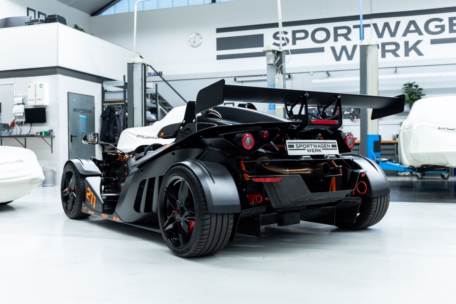 Fahrzeugabbildung KTM X-BOW RR GT4 I 1 Of 3 I Full Carbon I DMSB