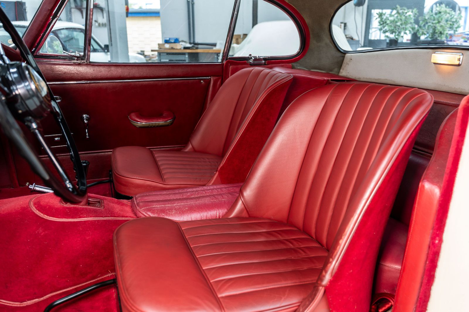 Fahrzeugabbildung Jaguar XK 150 Coupe I Maching I Heritage I LHD