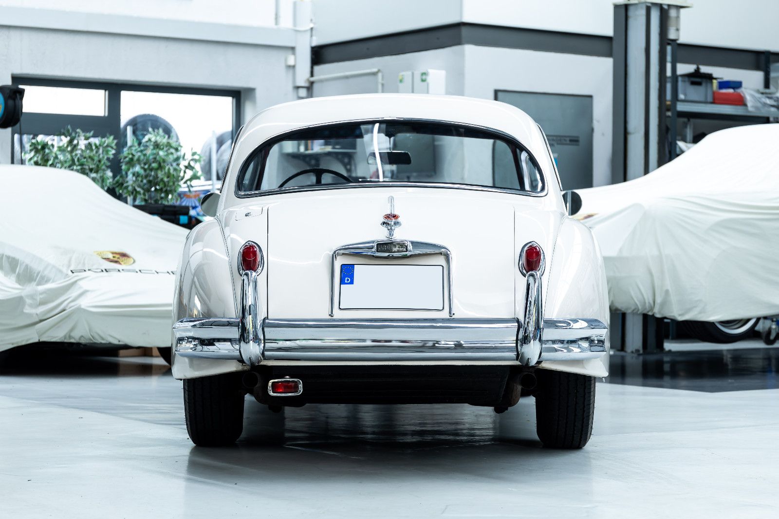 Fahrzeugabbildung Jaguar XK 150 Coupe I Maching I Heritage I LHD