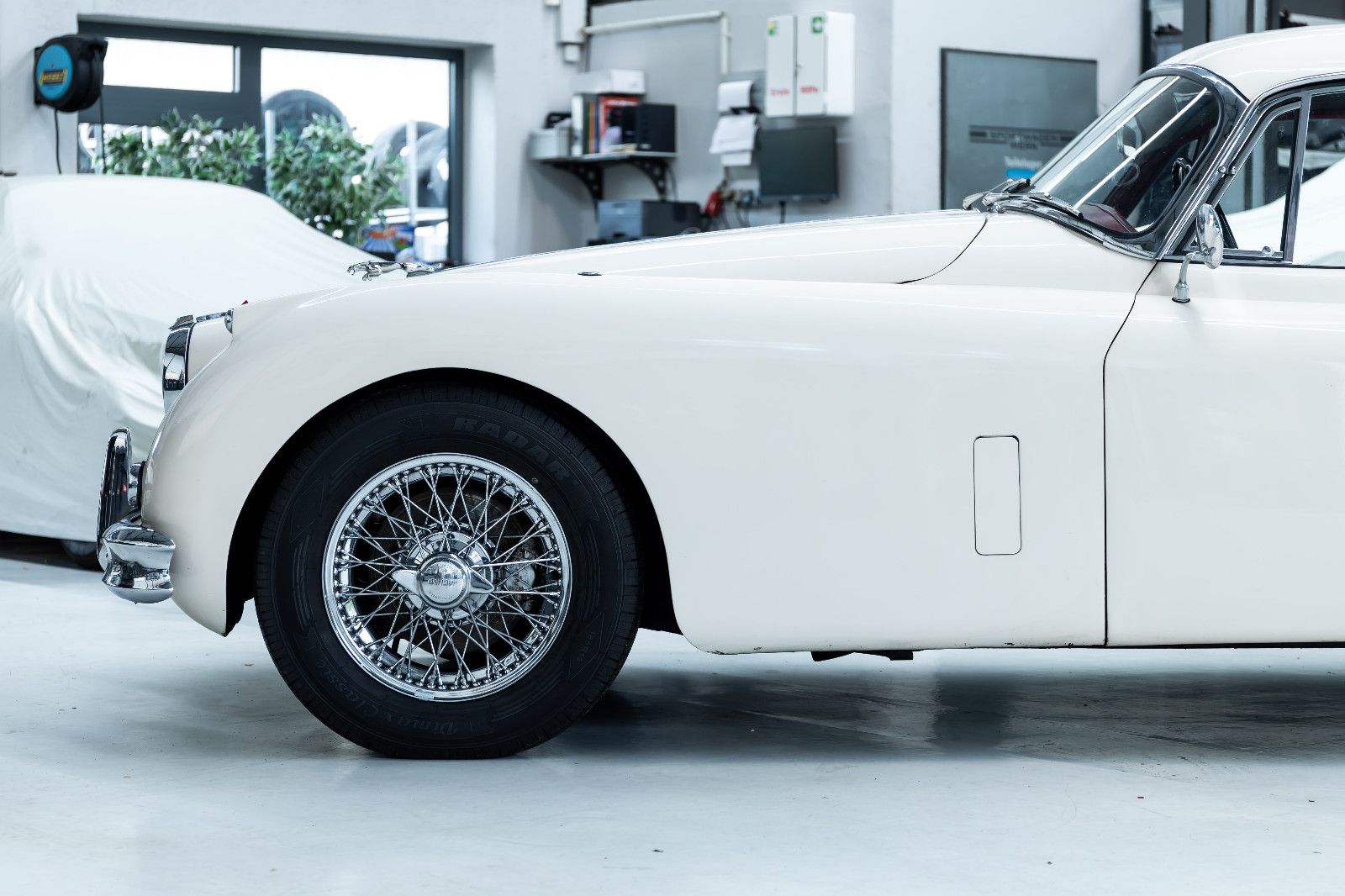 Fahrzeugabbildung Jaguar XK 150 Coupe I Maching I Heritage I LHD