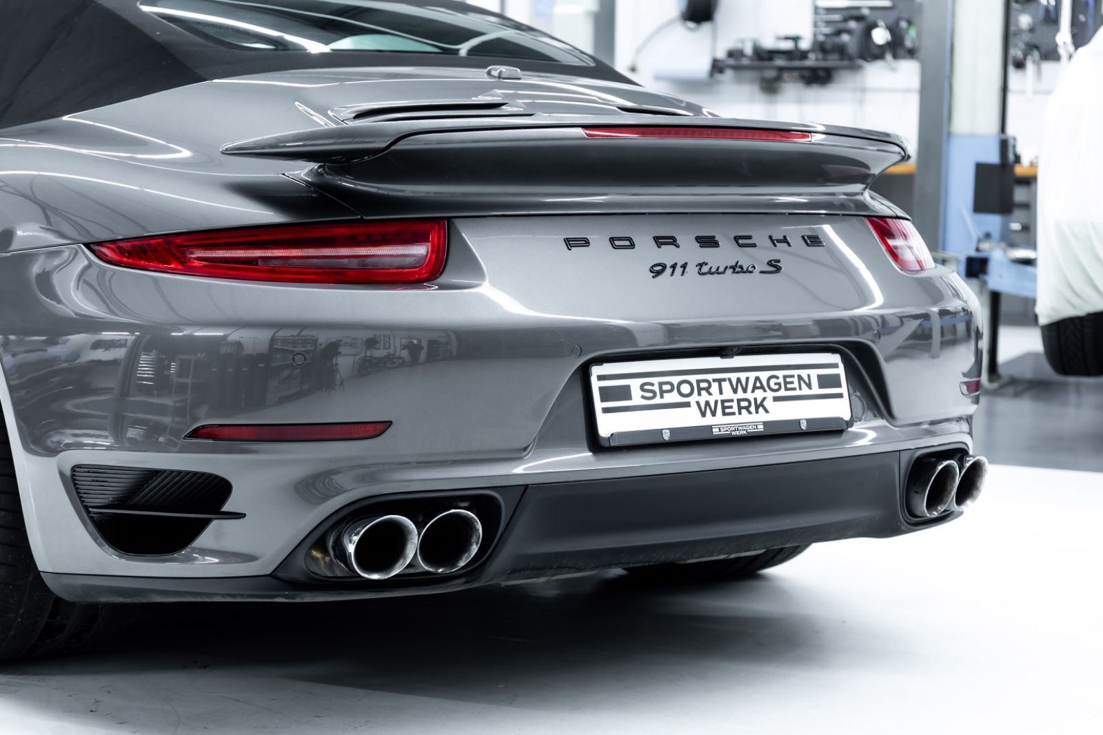 Fahrzeugabbildung Porsche 911 Turbo S Cabriolet I PDLS+ I 18 Wege I 2.Hand