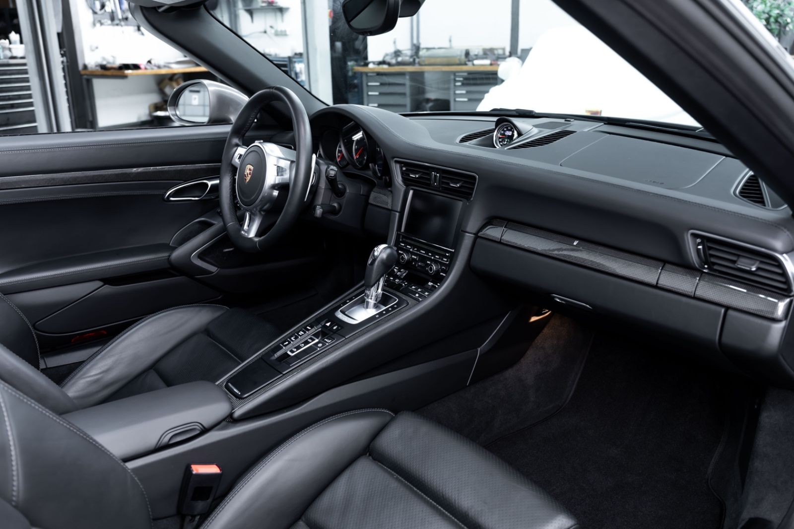 Fahrzeugabbildung Porsche 911 Turbo S Cabriolet I PDLS+ I 18 Wege I 2.Hand