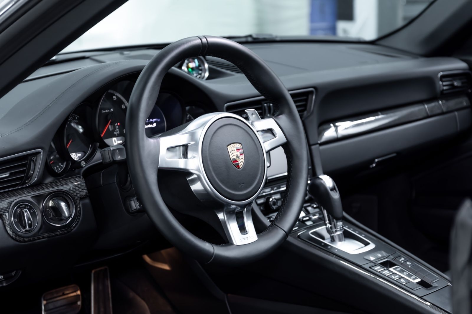 Fahrzeugabbildung Porsche 911 Turbo S Cabriolet I PDLS+ I 18 Wege I 2.Hand