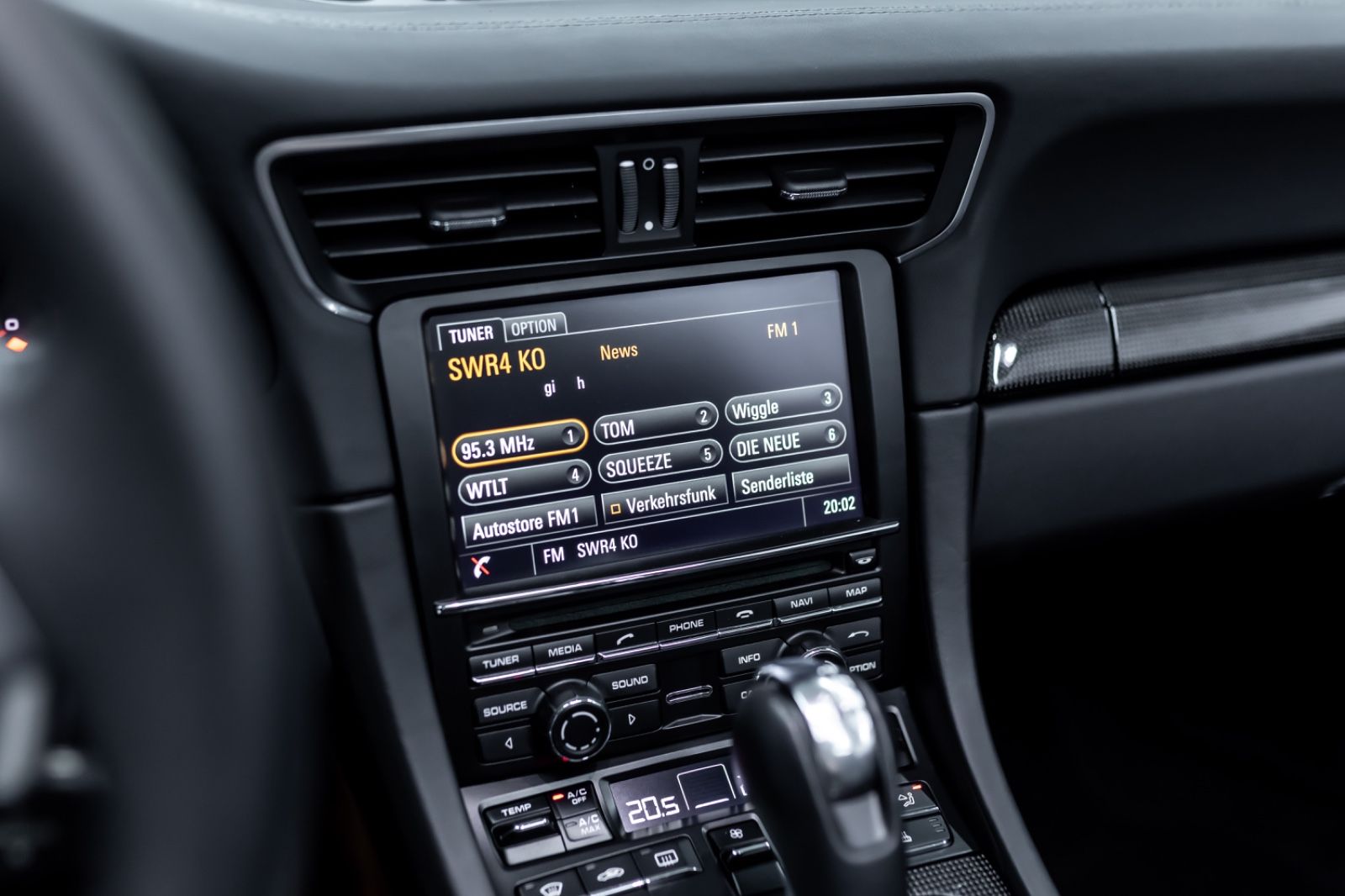 Fahrzeugabbildung Porsche 911 Turbo S Cabriolet I PDLS+ I 18 Wege I 2.Hand