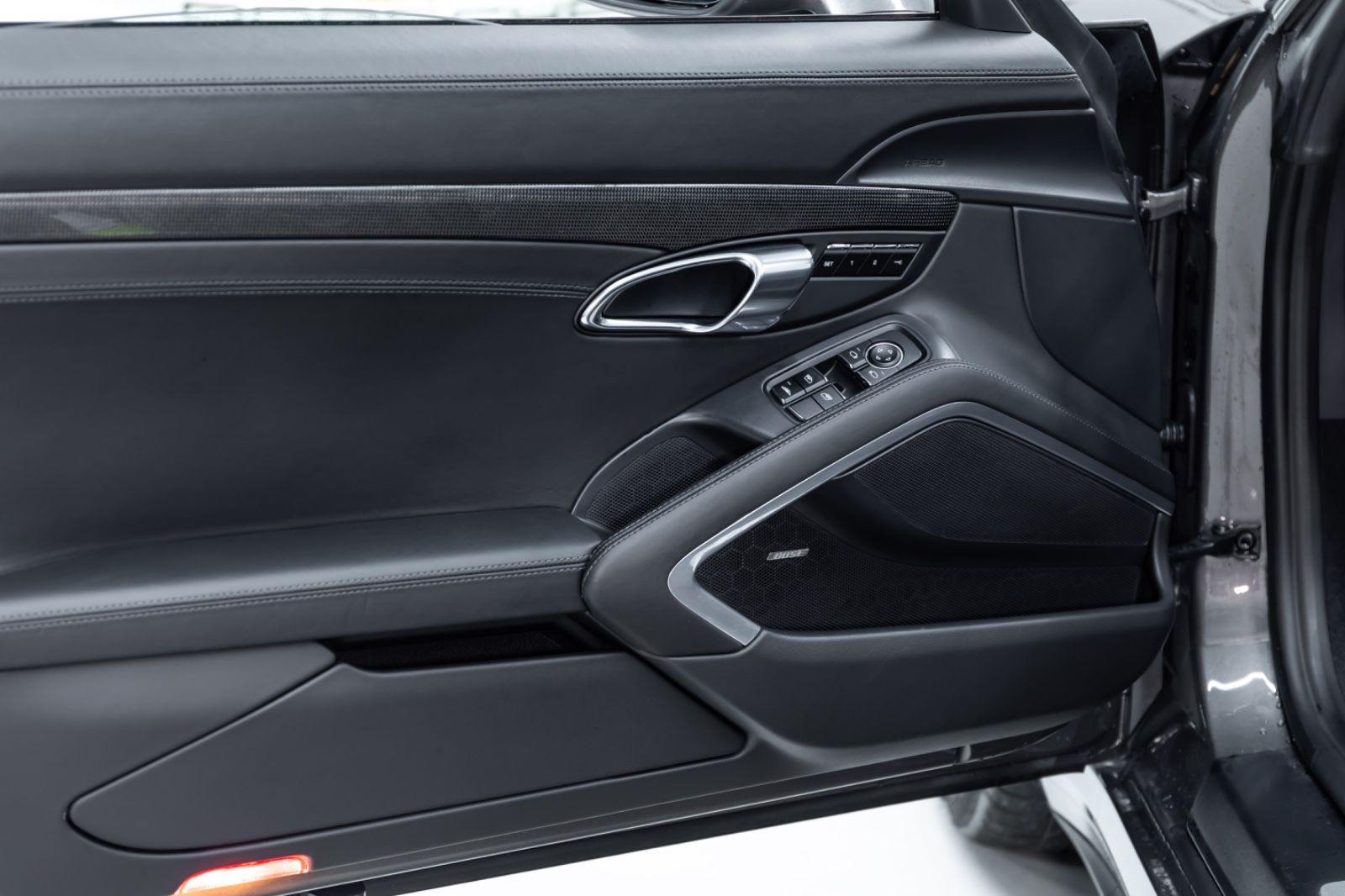 Fahrzeugabbildung Porsche 911 Turbo S Cabriolet I PDLS+ I 18 Wege I 2.Hand