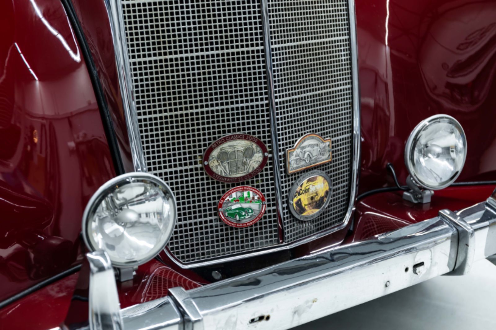 Fahrzeugabbildung Mercedes-Benz 220 B Cabriolet W187 I Deutsches KFZ