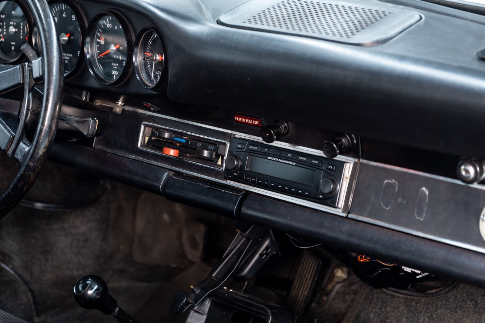 Fahrzeugabbildung Porsche 911 Carrera 2,7 RS Touring (M472) *0040004*