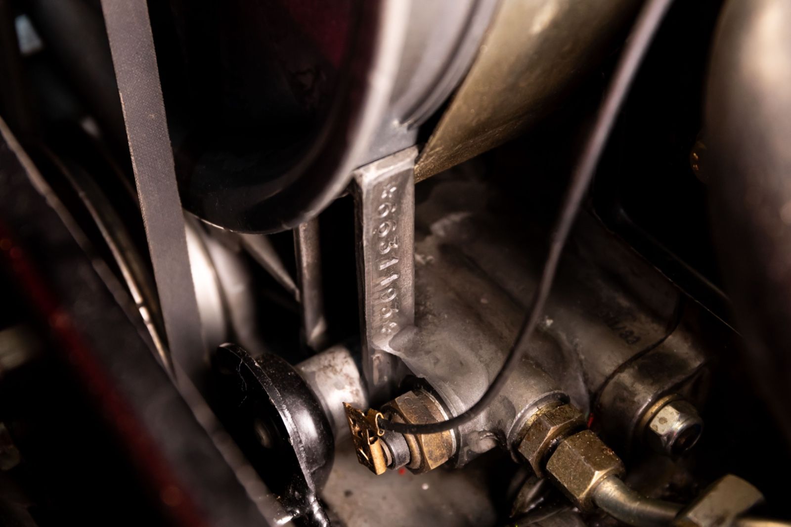 Fahrzeugabbildung Porsche 911 Carrera 2,7 RS Touring (M472) *0040004*