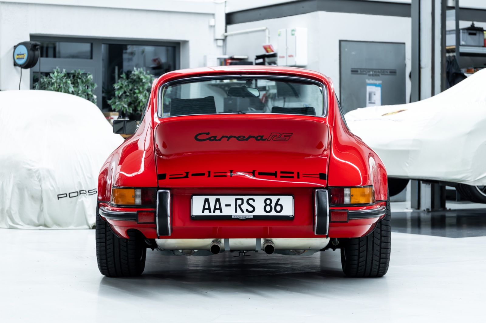 Fahrzeugabbildung Porsche 911 Carrera 2,7 RS Touring (M472) *0040004*