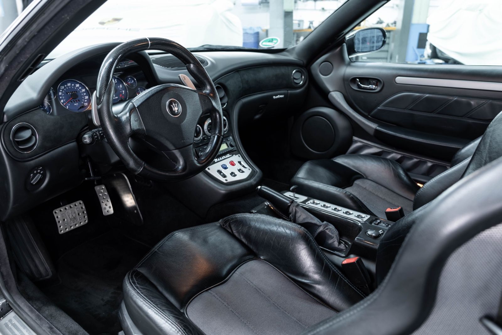 Fahrzeugabbildung Maserati Gransport Coupe I Carbon I Scheckheftgepflegt