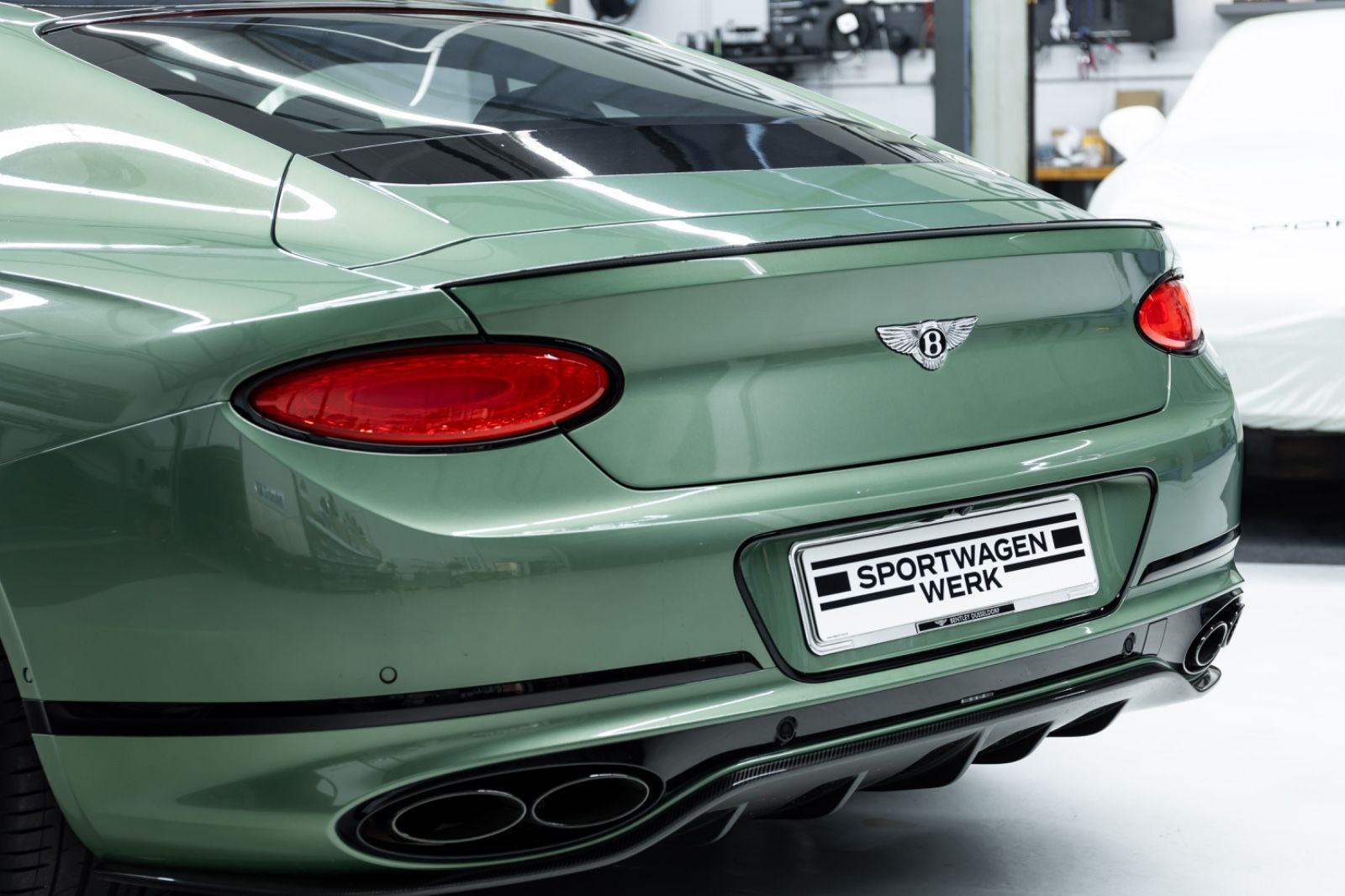 Fahrzeugabbildung Bentley Continental GT Blackline I Carbon Aerokit I BRD