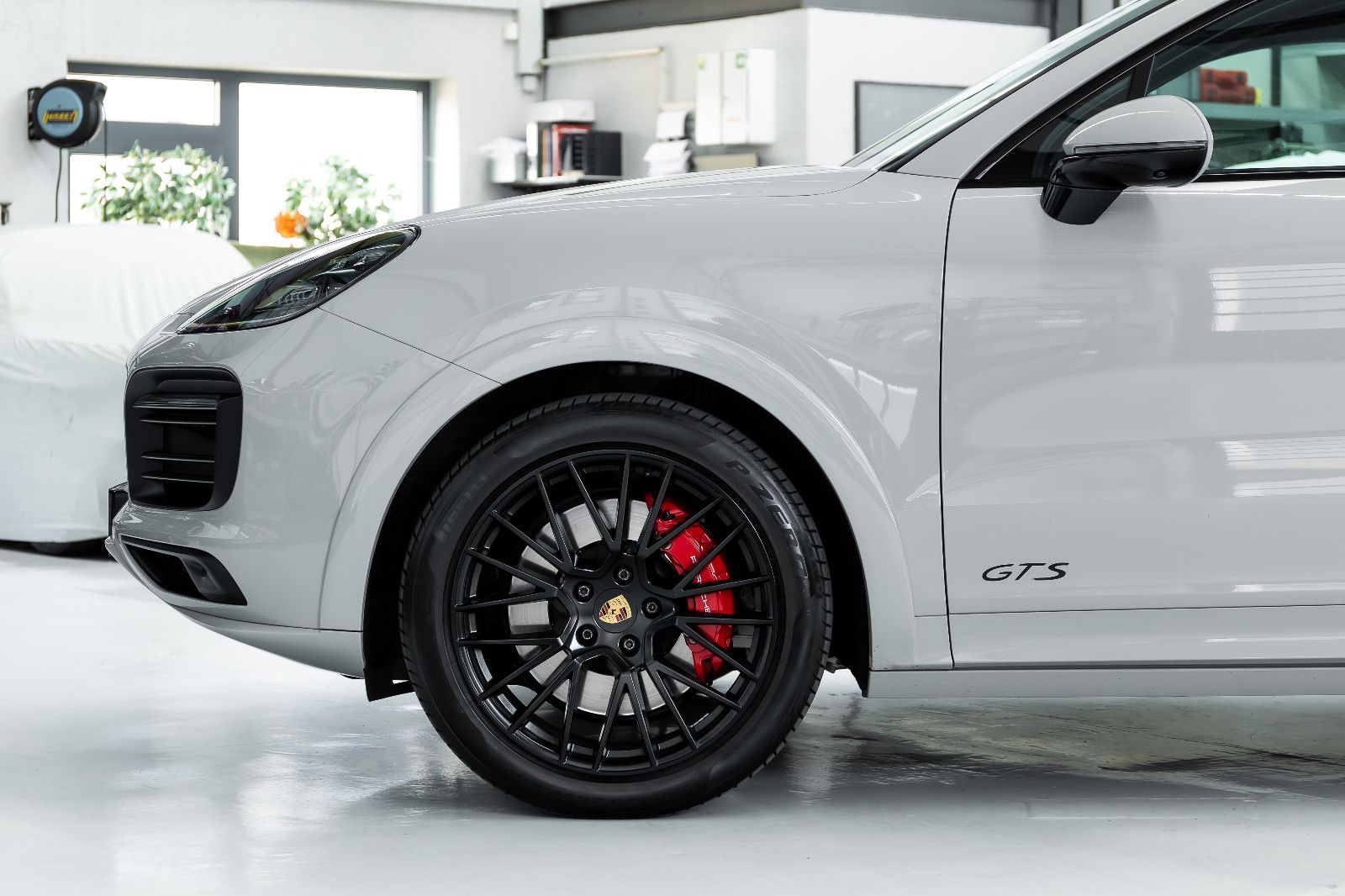 Fahrzeugabbildung Porsche Cayenne Coupe GTS I PDLS+ I Bose I BRD