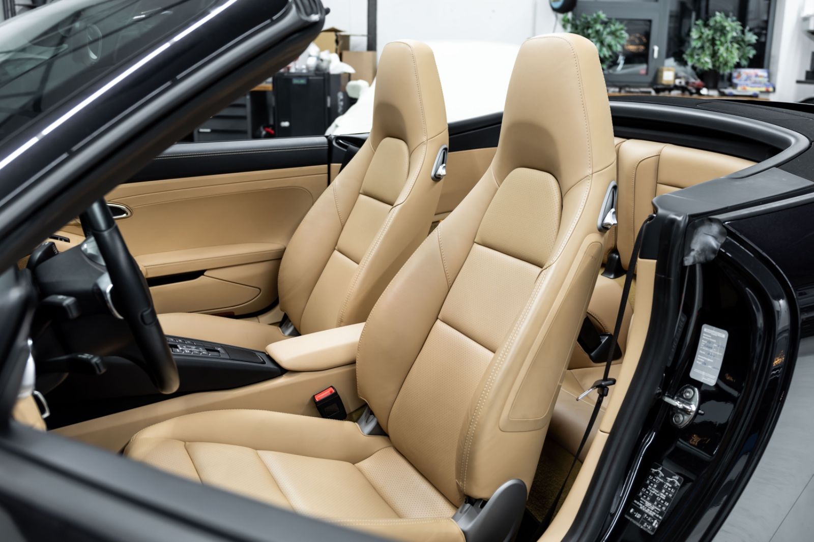 Fahrzeugabbildung Porsche 911 Carrera S Cabriolet I Sport Chrono I 1. Hand