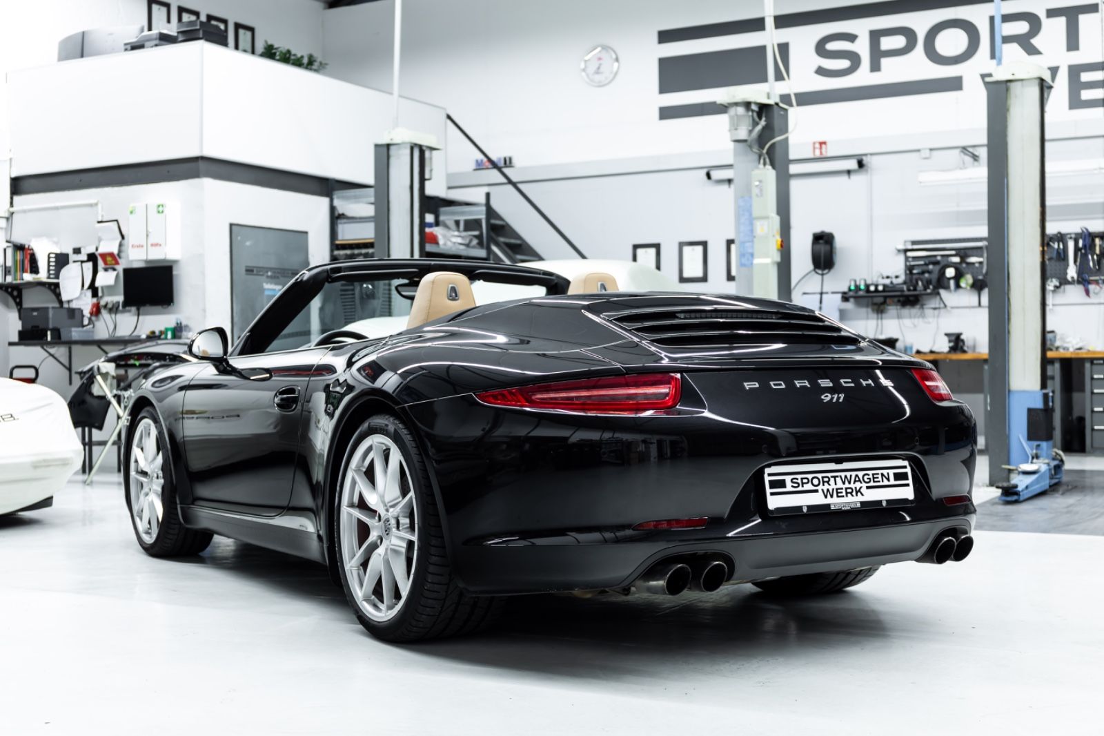 Fahrzeugabbildung Porsche 911 Carrera S Cabriolet I Sport Chrono I 1. Hand
