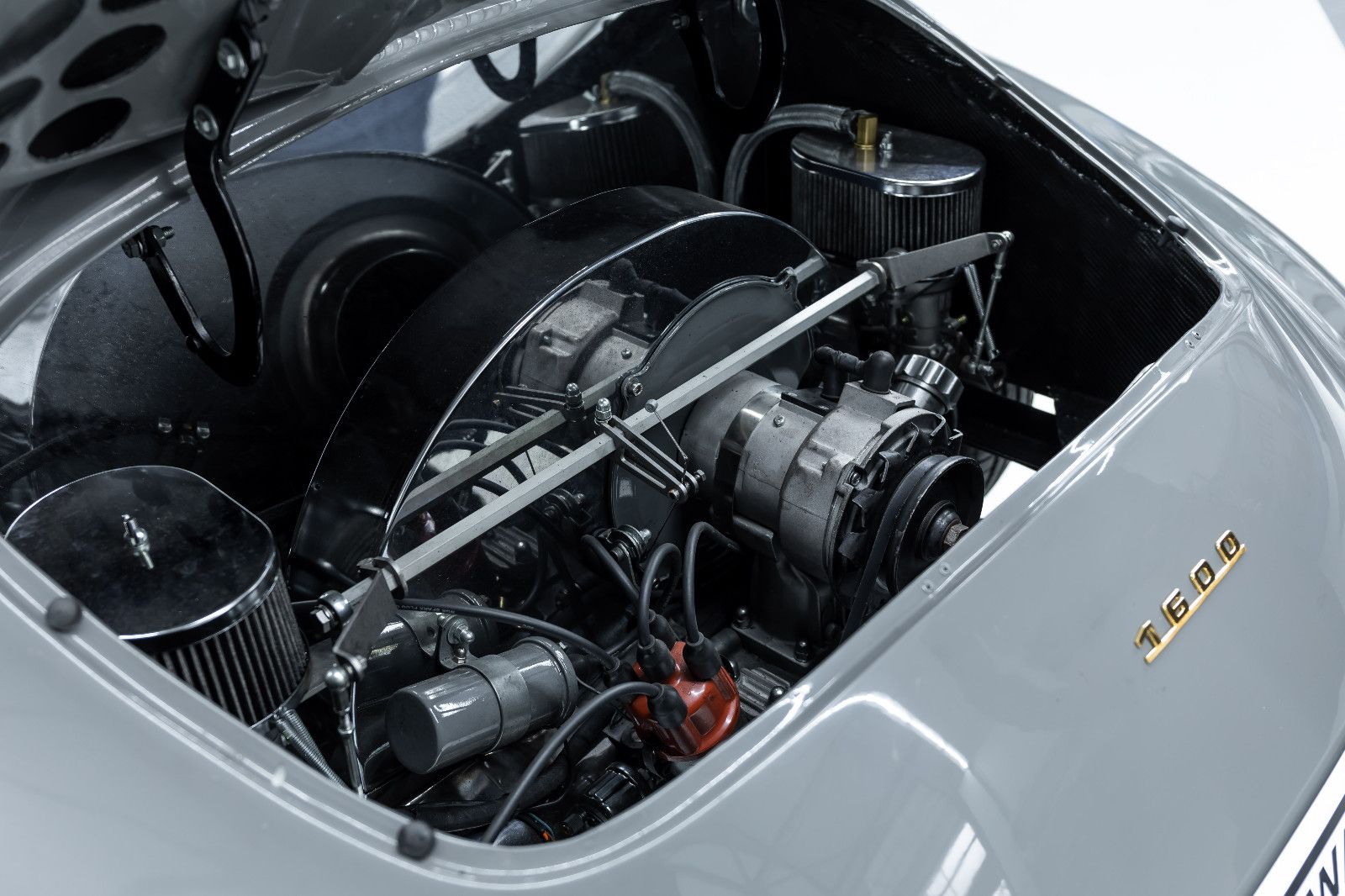 Fahrzeugabbildung Volkswagen Speedster 356 Replika 1974 I H-Zulassung I Weber