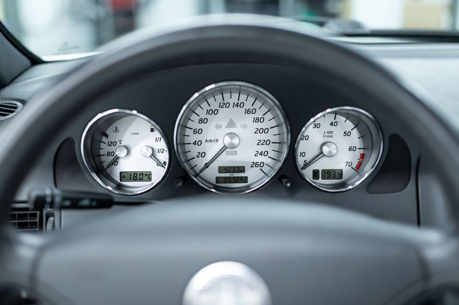 Fahrzeugabbildung Mercedes-Benz SLK 200 Kompressor SPECIAL EDITION I 1. Hand