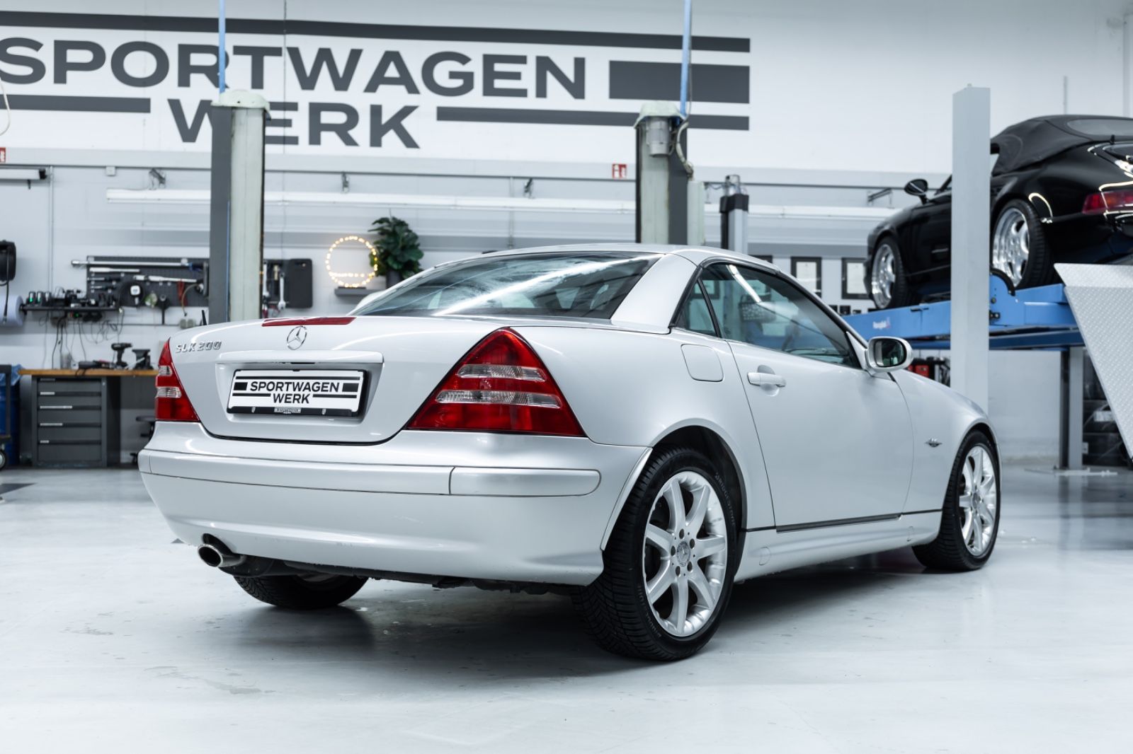 Fahrzeugabbildung Mercedes-Benz SLK 200 Kompressor SPECIAL EDITION I 1. Hand