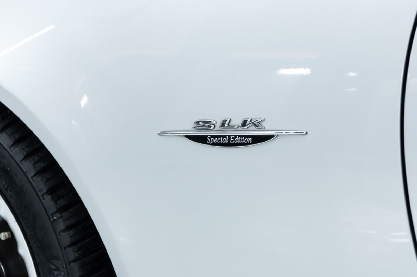 Fahrzeugabbildung Mercedes-Benz SLK 200 Kompressor SPECIAL EDITION I 1. Hand