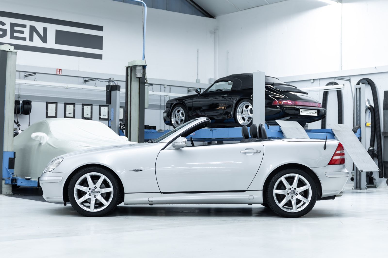 Fahrzeugabbildung Mercedes-Benz SLK 200 Kompressor SPECIAL EDITION I 1. Hand