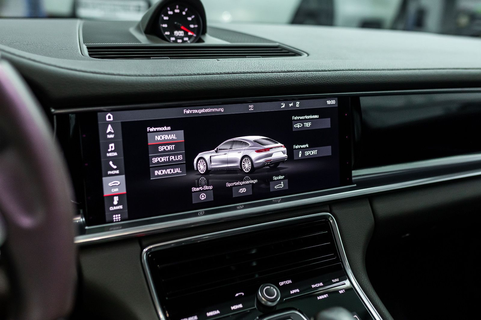 Fahrzeugabbildung Porsche Panamera 4S I BOSE I LED I Softclose I Sitzklima