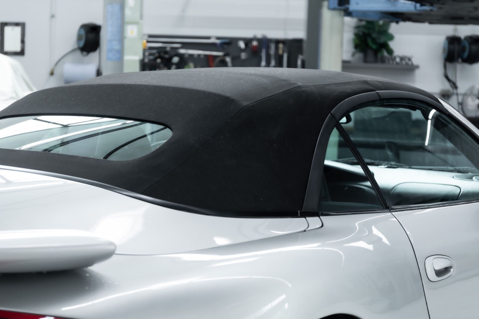 Fahrzeugabbildung Porsche 996 I 911 Carrera Cabriolet I 2. Hand I AT-Motor