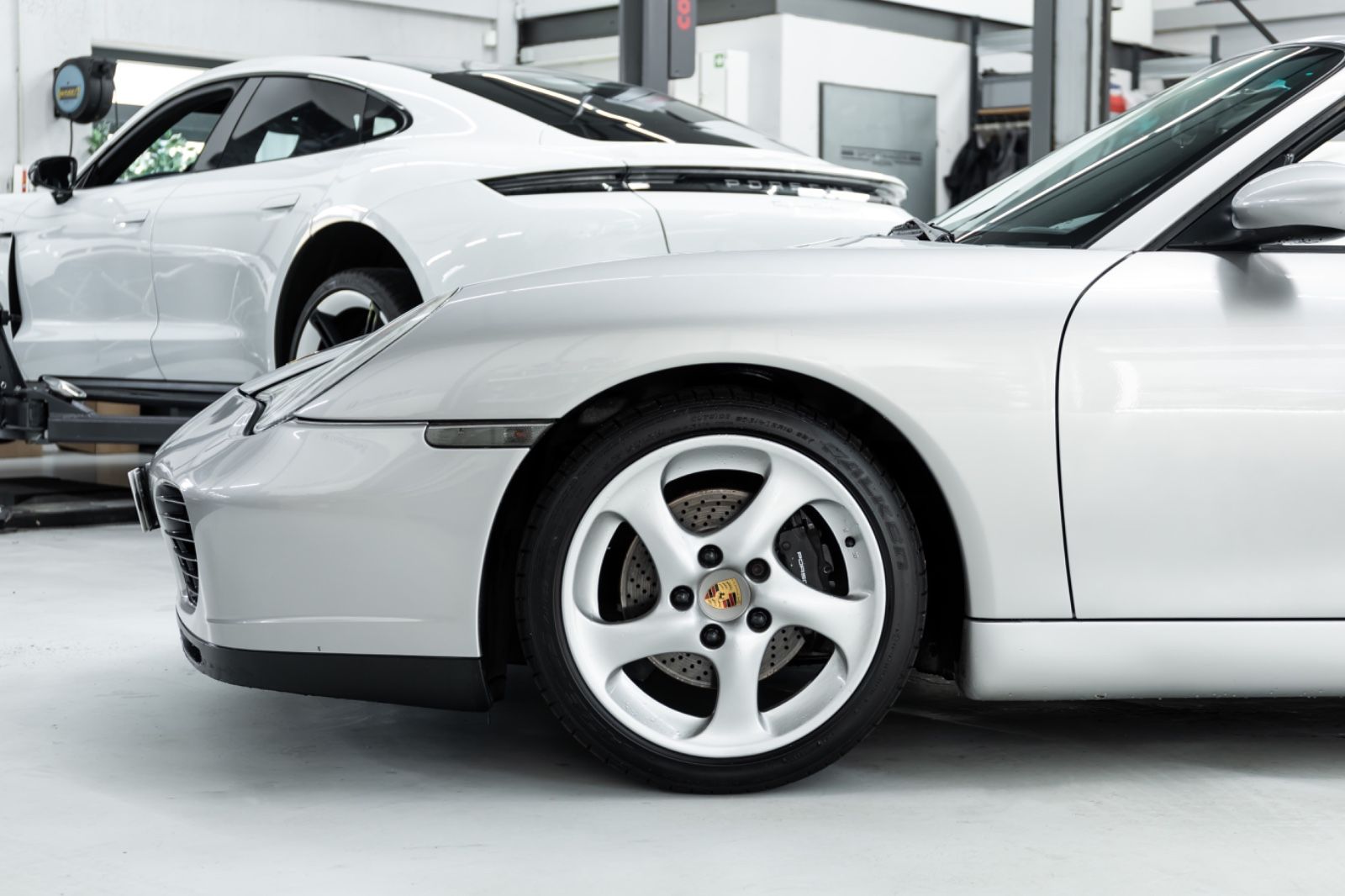 Fahrzeugabbildung Porsche 996 I 911 Carrera Cabriolet I 2. Hand I AT-Motor